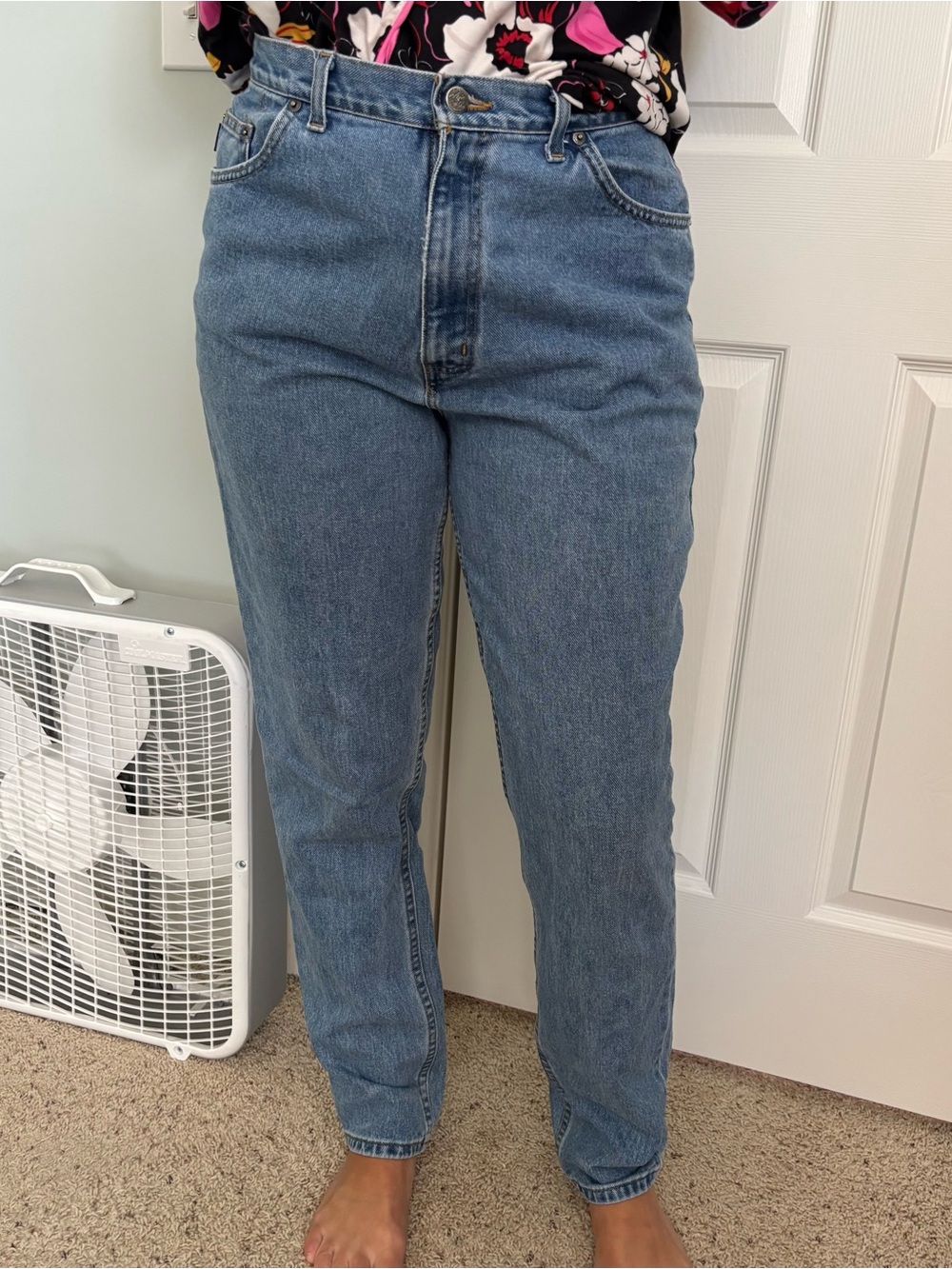 Classic High-Waist Light Blue Women’s Jeans